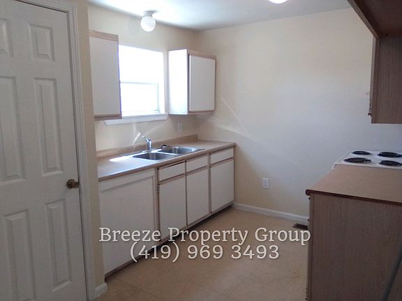 4th image of 624 Hope St