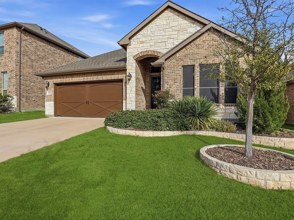 1st image of 124 Welch Folly Ln