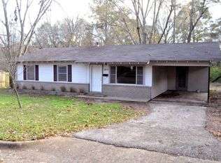 1015 W Cox St, Nacogdoches, TX 75964