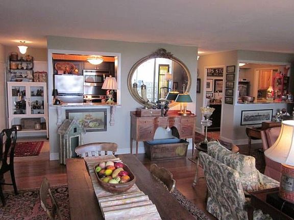 Spacious area for enterta