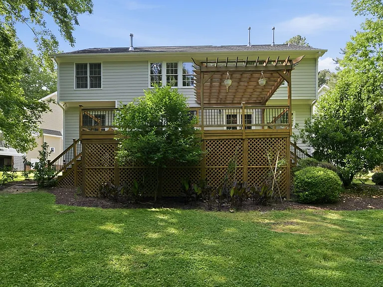6 Bramerton Ct — Photo 36