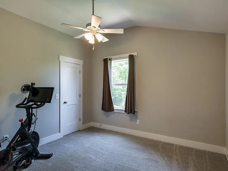 1015B Elvira Ave — Photo 19