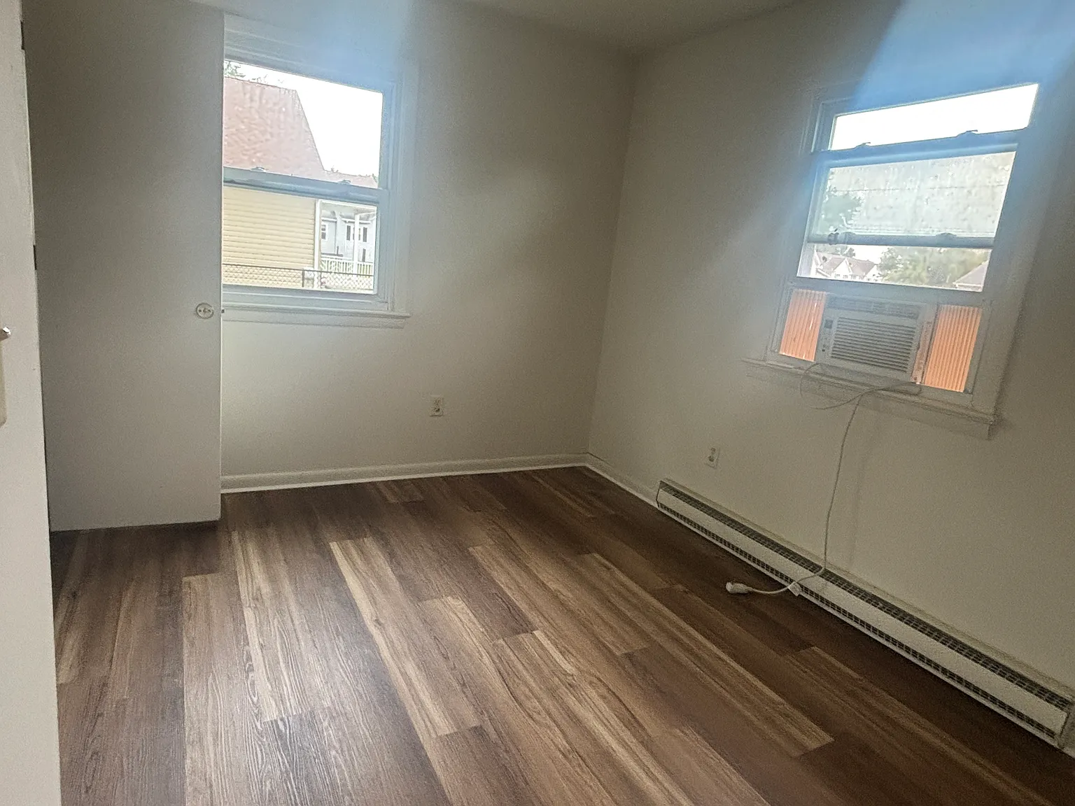 3 bed, 1020 sqft, $1,500 — Photo 3