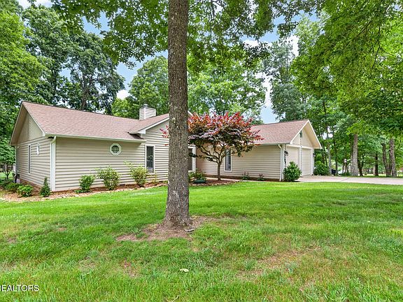 3rd image of 220 Catoosa Blvd