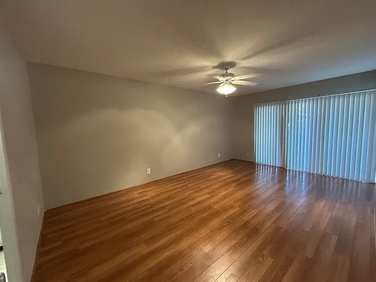 Continental Condos by Charlotte Management — Photo 17