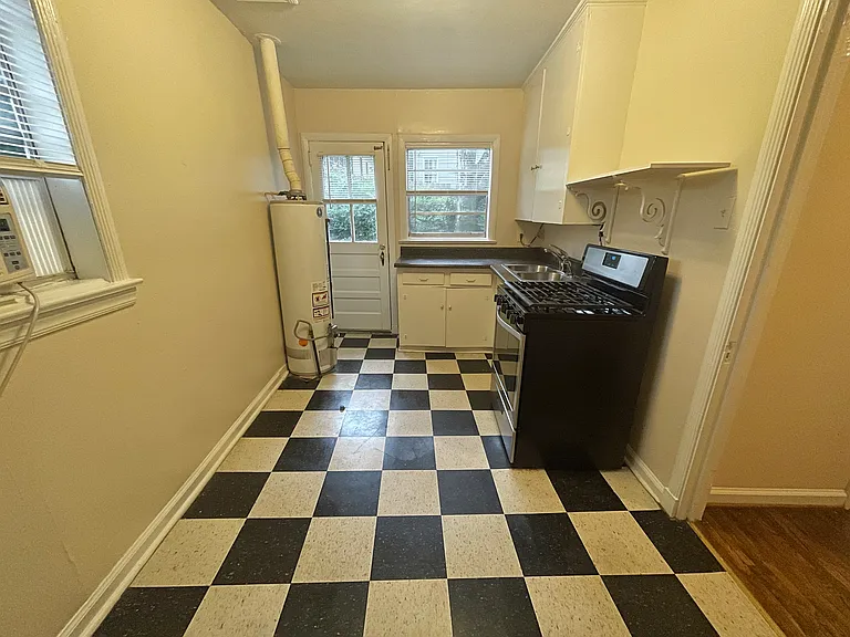 912 Oxmoor Rd #3 — Photo 38