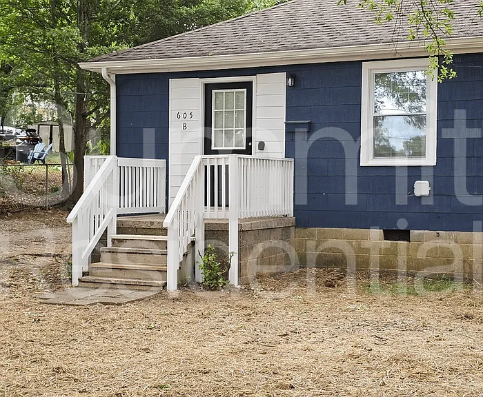 605 Betty St #B — Photo 2