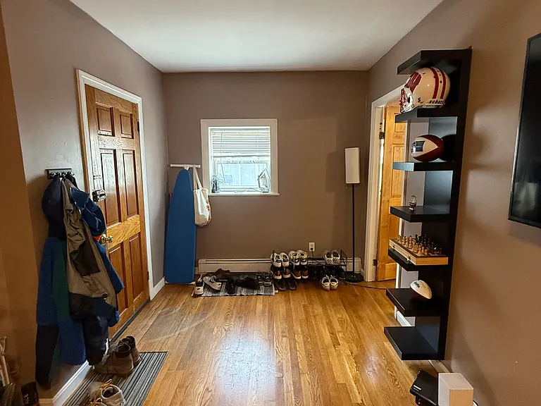 344 E 8th St #1 — Photo 7