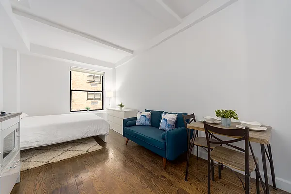 Rented by City Skyline Rentals LLC | media 2