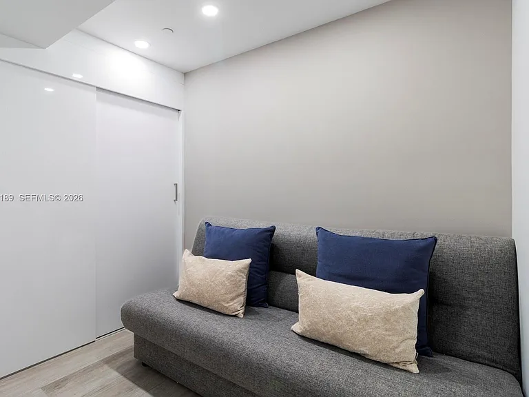 55 SW 9th St #3010 — Photo 7
