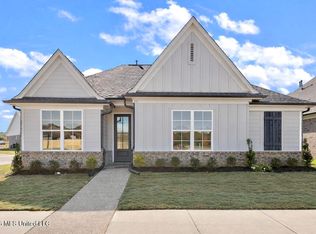 433 Sunflower St, Nesbit, MS 38651