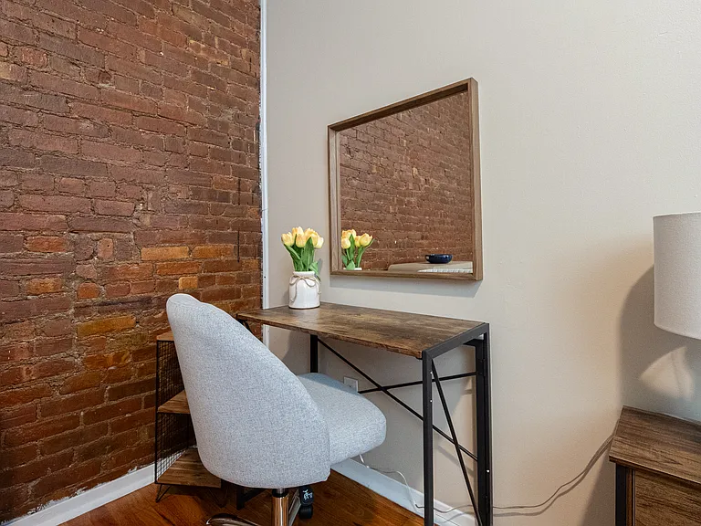 180 Claremont Ave #65 — Photo 36