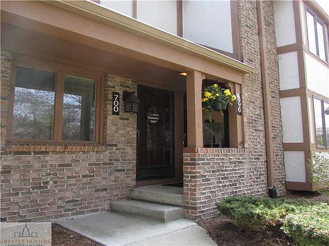 1st image of 696 E Moorland Dr