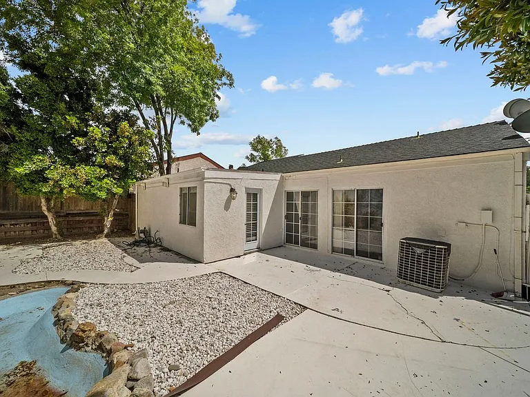 22647 Margarita Dr — Photo 23