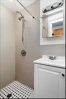 Rented by Douglas Elliman | media 4