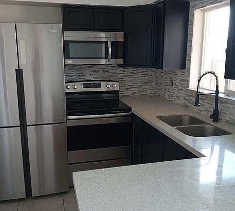4th image of 3605 W BETHANY HOME Road #13