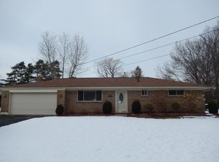 1525 Bonnie Rd, Macedonia, OH 44056