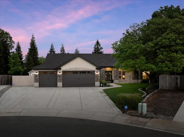 3647 Laver Ct, Redding, CA 96002