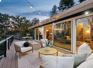 6824 Paso Robles Dr, Oakland, CA 94611