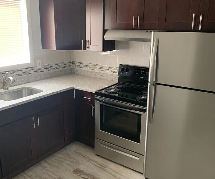 183-191 Boston Rd — Photo 1