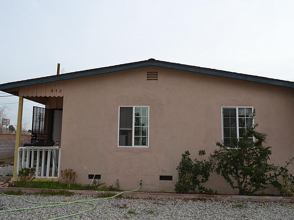 5th image of 842 W Avenue H14