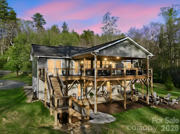 8186 State Highway 183, Newland, NC 28657