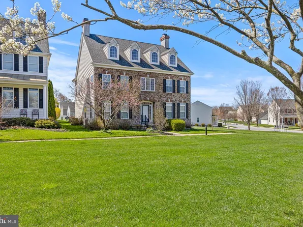 804 Wren Ln, Cochranville, PA 19330