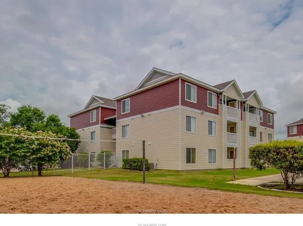 525 Sw Pkwy #104, College Station, TX 77840