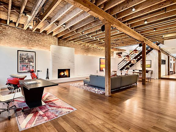 2nd image of 459 W Broadway Unit Penthouse N