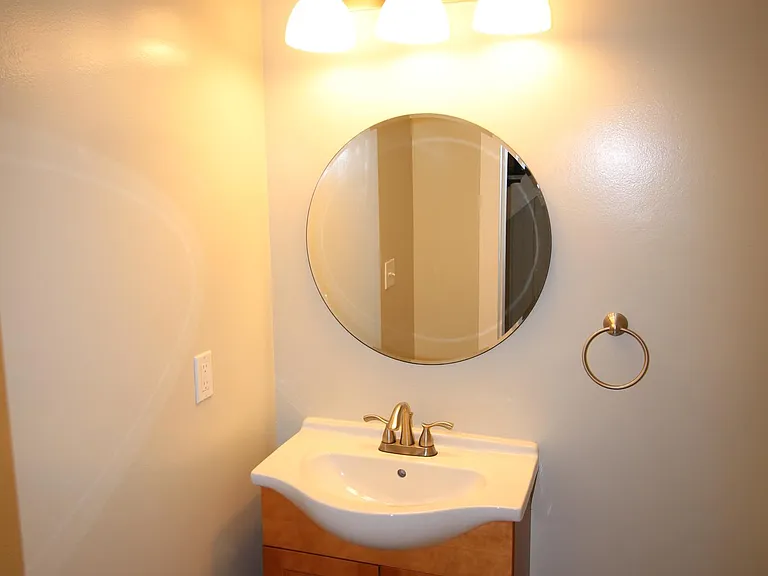 4536 Leo St — Photo 13