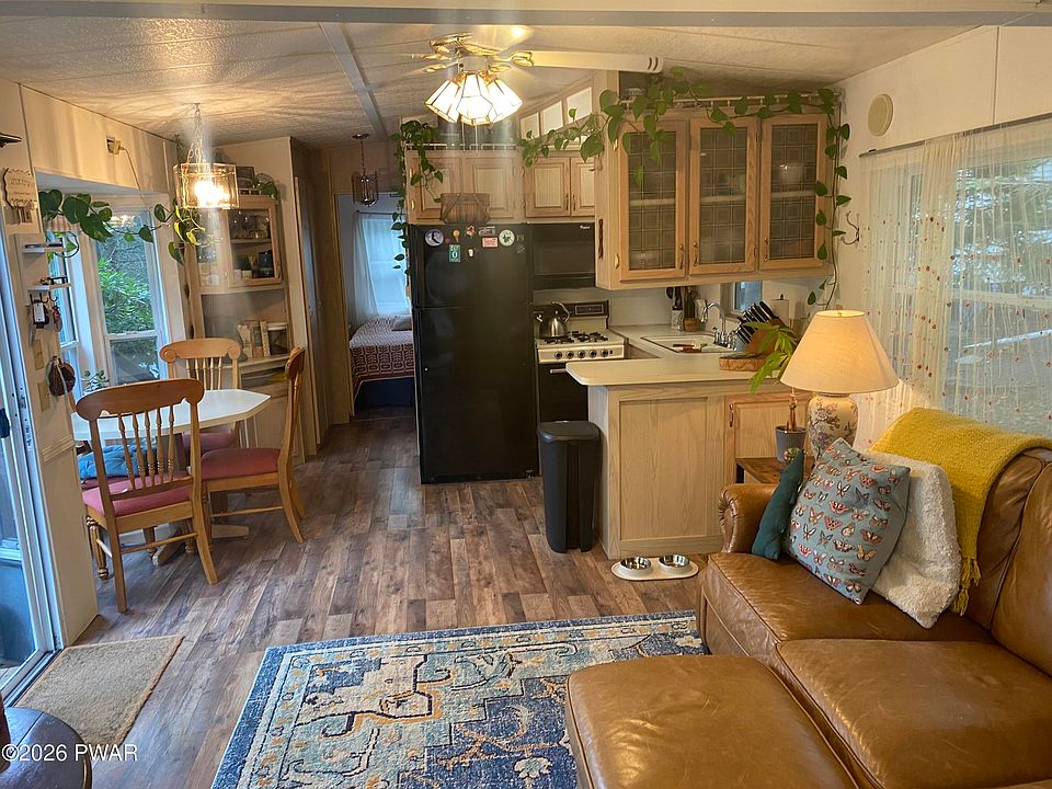 1st image of 1002 Meghan Ln