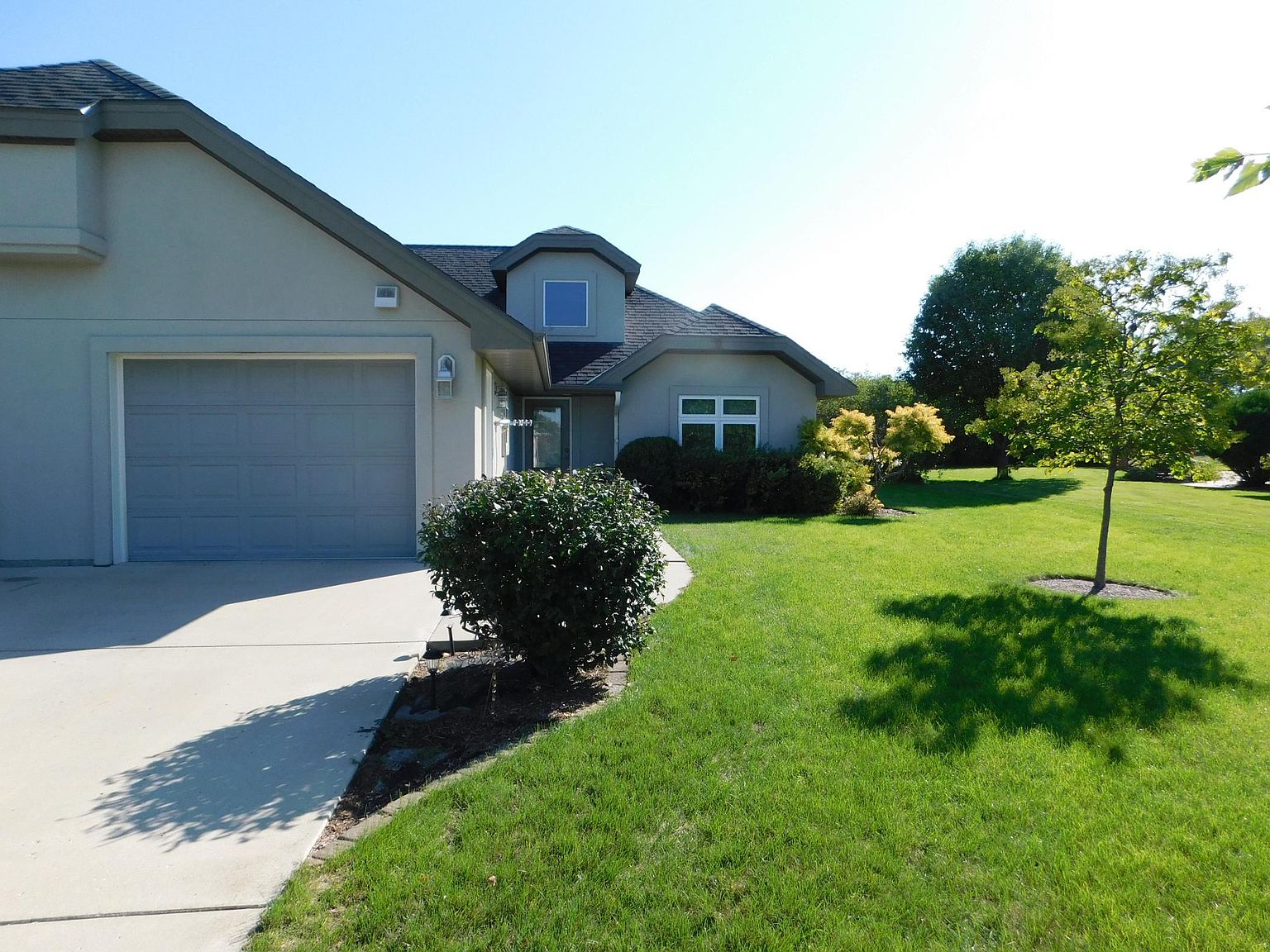 915 13th St S, Benson, MN 56215 Zillow