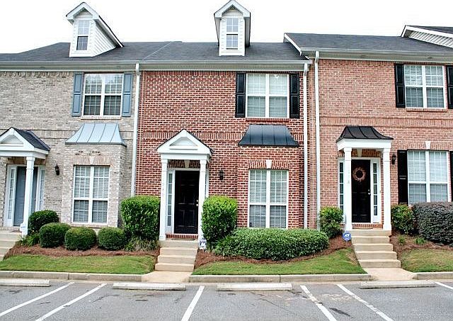 Front View of Townhome