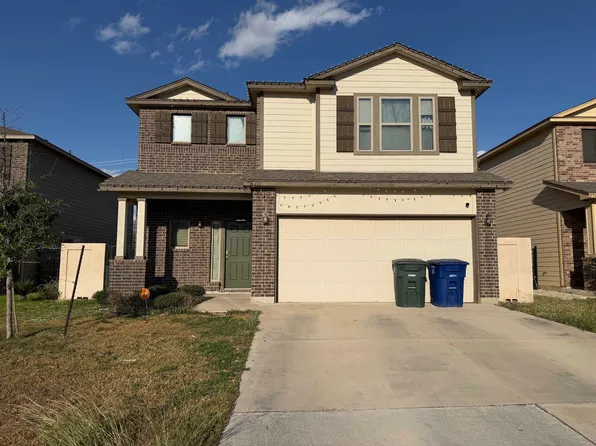 8711 Owlcreek Pass Ct, Laredo, TX 78045