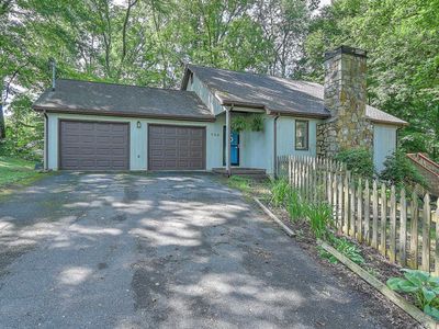 908 Ridgecrest Rd, Johnson City, TN, 37604