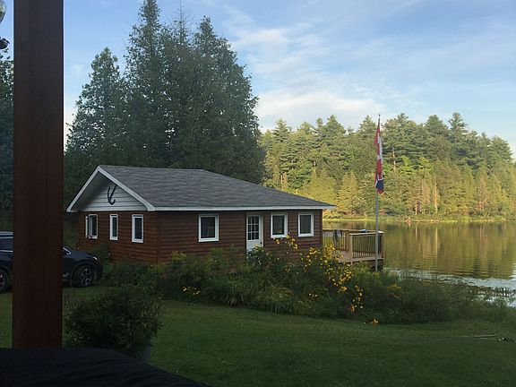 2nd image of 1022 Hummingbird Ln