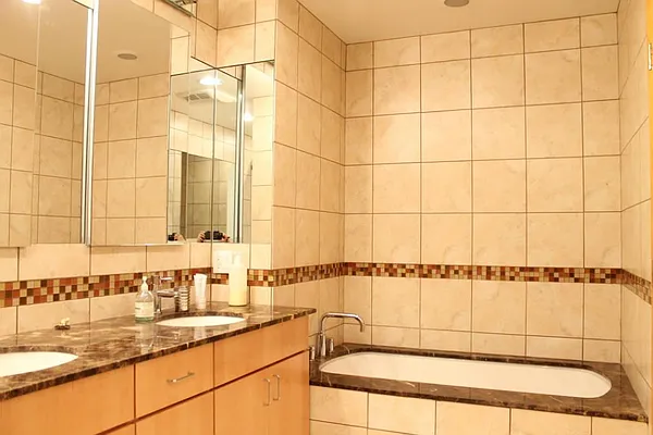 Rented by Level Group | media 8