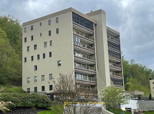 655 Whitaker Blvd W APT 302, Huntington, WV 25701