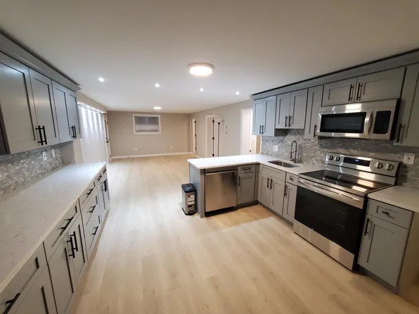 814 N Edgewood St APT 1B, Arlington, VA 22201