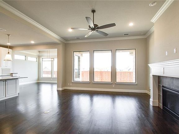 5th image of 509 Bennington Ln