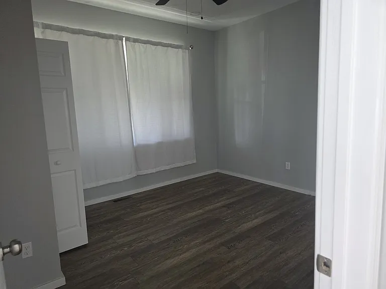 319 Washington St #1 — Photo 4