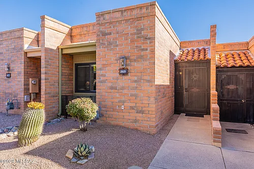 2521 S Calle Del Dante Photo 1