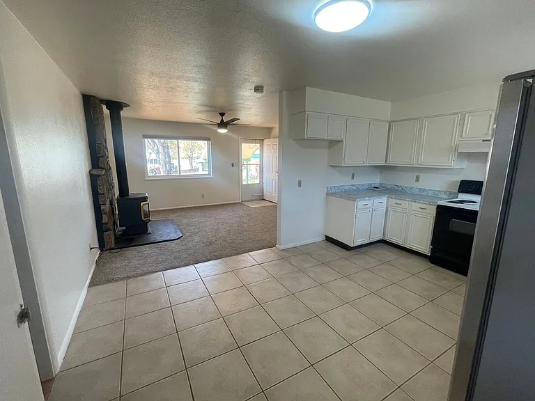 154 S Los Pinos Dr — Photo 14