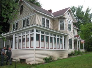 1 Grove St, Johnstown, NY 12095