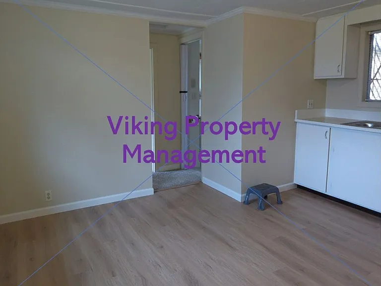 603 NE Lookout Ave #A — Photo 5