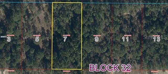 2nd image of NE 74th Pl