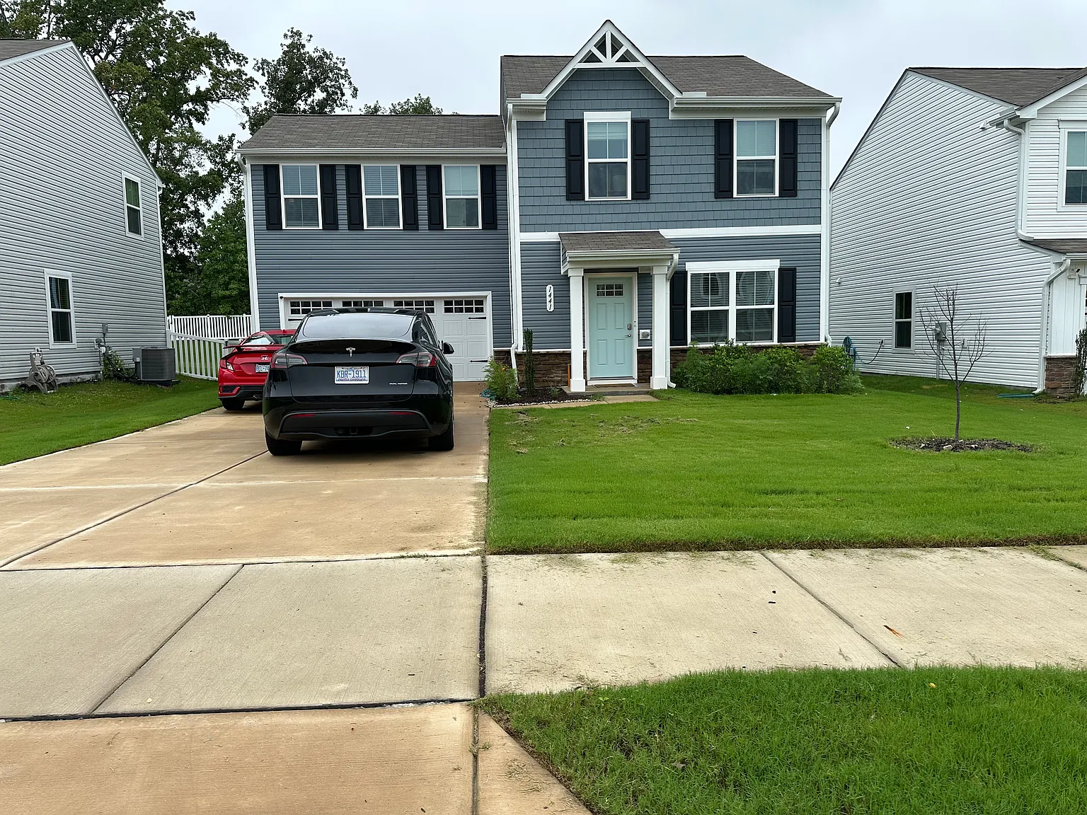 4 bed, 2.5 bath, 1680 sqft, $2,400 — Photo 2