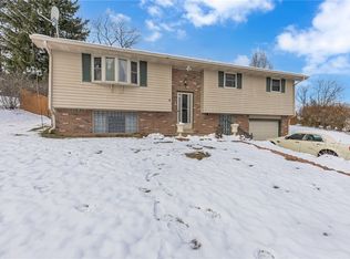 1281 Chapel Rd, Monaca, PA 15061