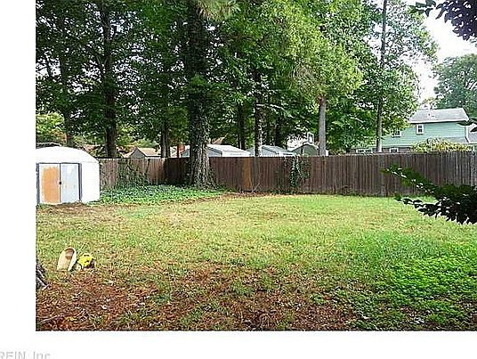 5th image of 205 Cornell Dr