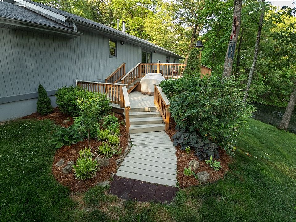 11125 E 300th Ave, Flat Rock, IL 62427 Zillow